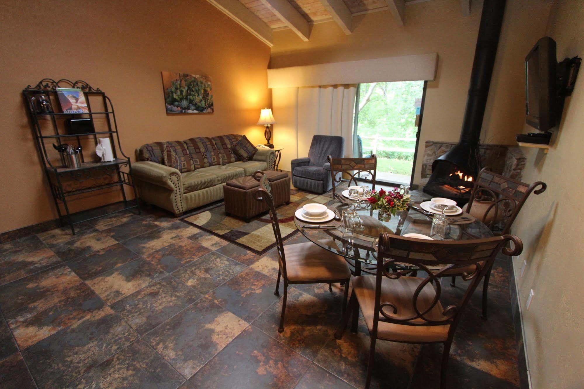 Villas At Poco Diablo Sedona Bagian luar foto